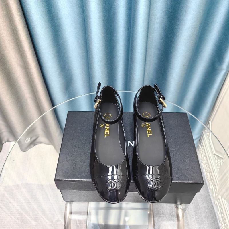 Ch*el high heels